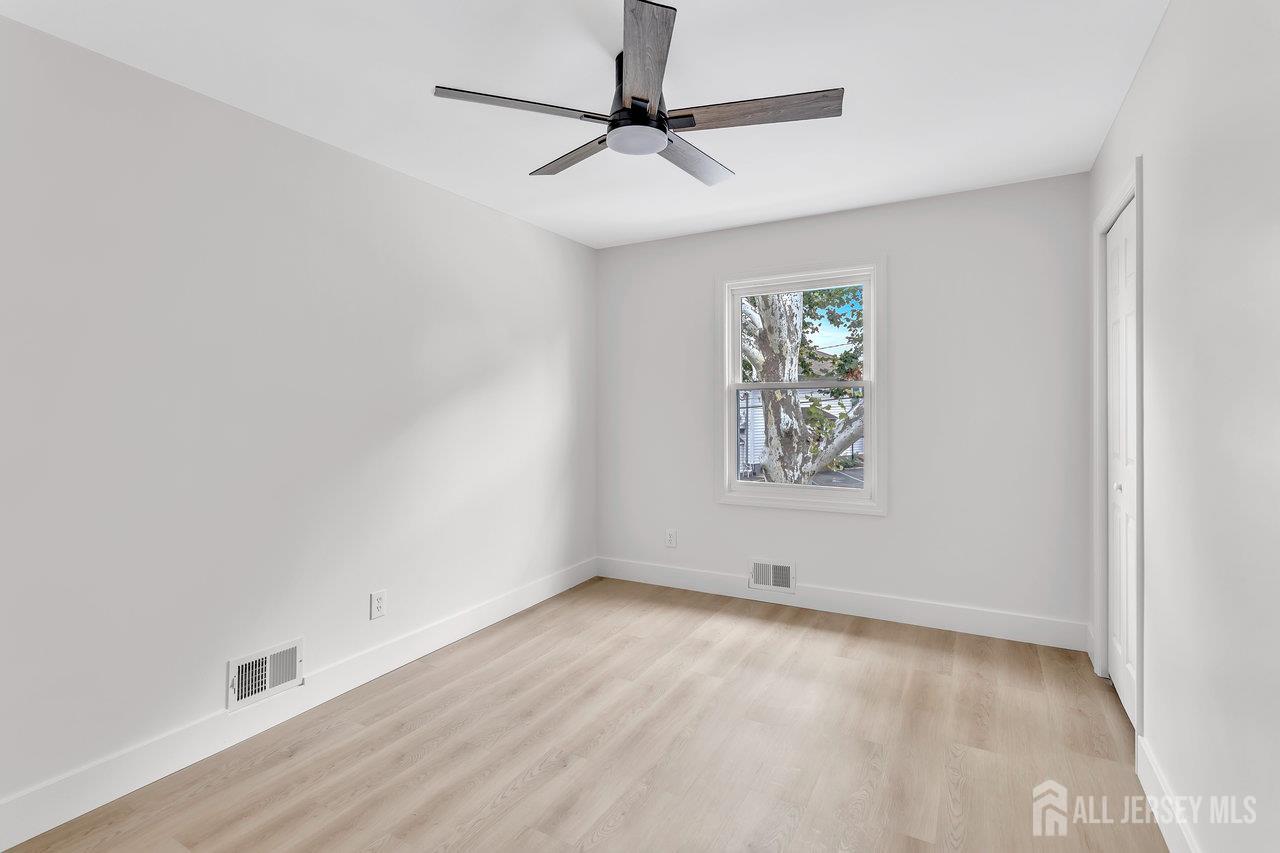 325 Orange Street Dunellen, NJ 08812 - Photo 26 of 30