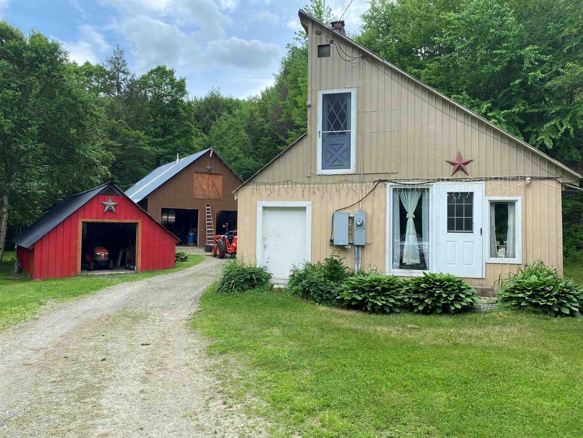 127 McKearney Road Wolcott, VT 05680 - Photo 1 of 40