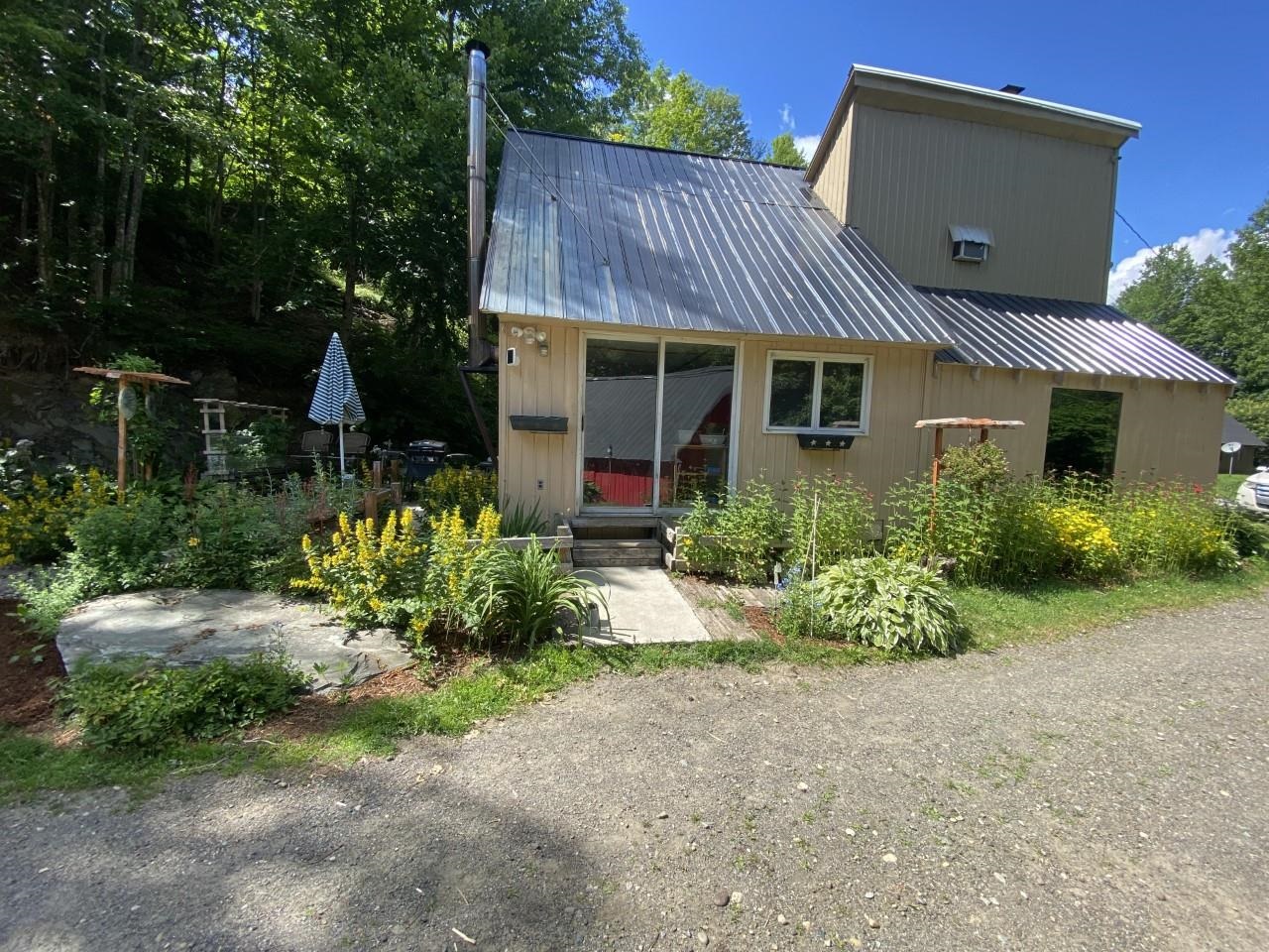 127 McKearney Road Wolcott, VT 05680 - Photo 2 of 40