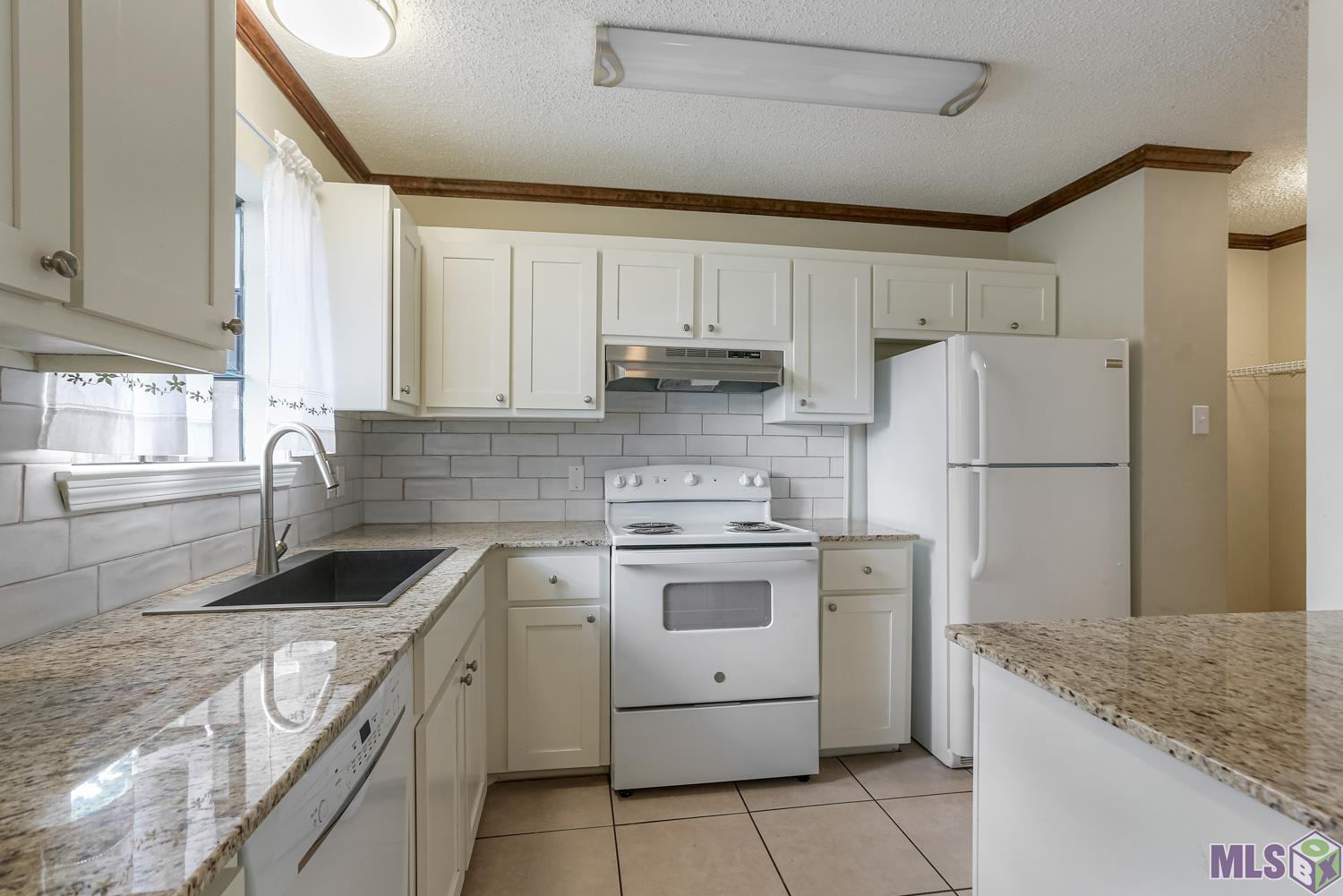 997 Ridgepoint Court, Unit 997 Baton Rouge, LA 70810 - Photo 8 of 18 Gallery Image 8