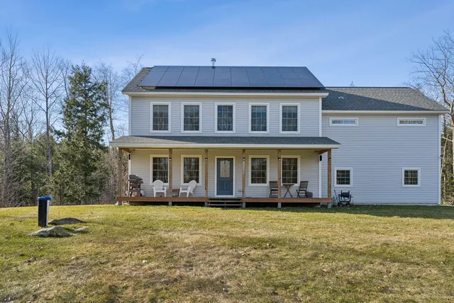 $1,295,000 | 5 Harmony Way, Falmouth, ME 04105