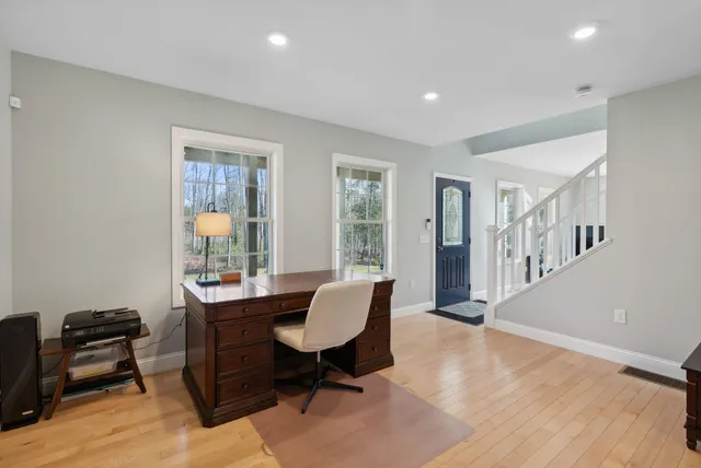 $1,295,000 | 5 Harmony Way, Falmouth, ME 04105