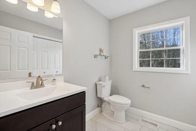 $1,295,000 | 5 Harmony Way, Falmouth, ME 04105