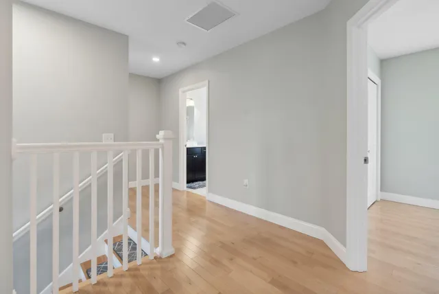 $1,295,000 | 5 Harmony Way, Falmouth, ME 04105