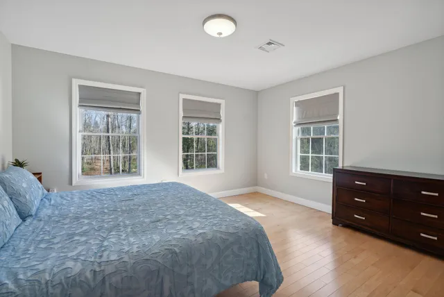 $1,295,000 | 5 Harmony Way, Falmouth, ME 04105