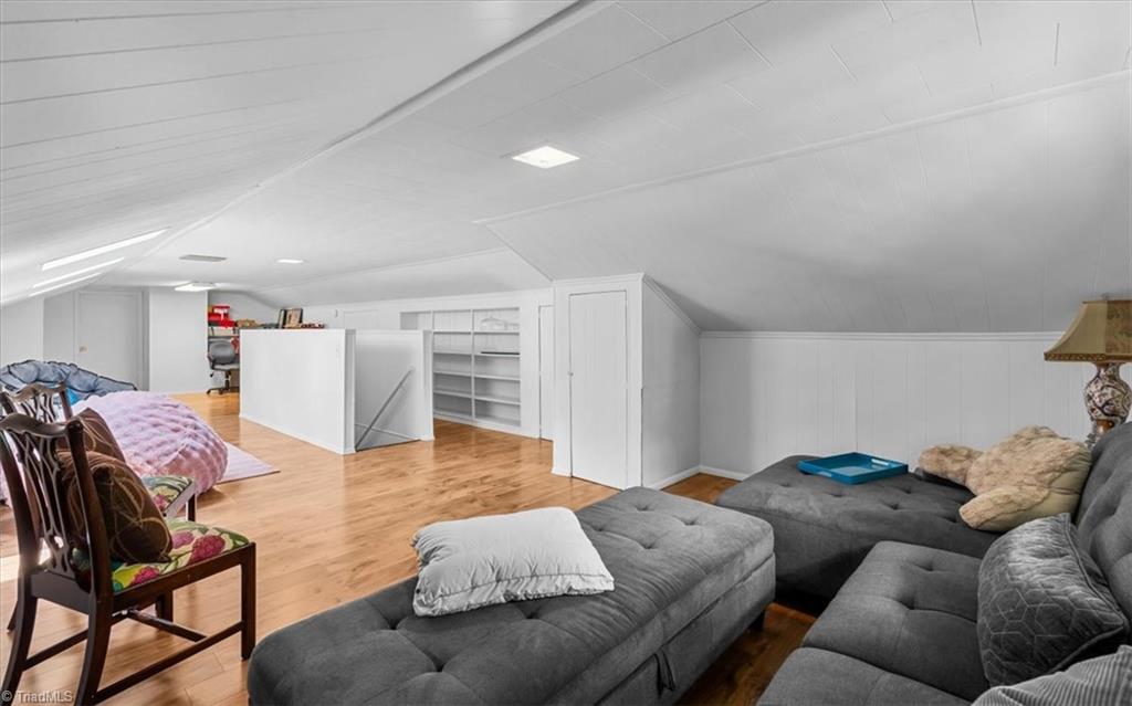 802 Kemp Road West Greensboro, NC 27410 - Photo 25 of 49 Gallery Image 25