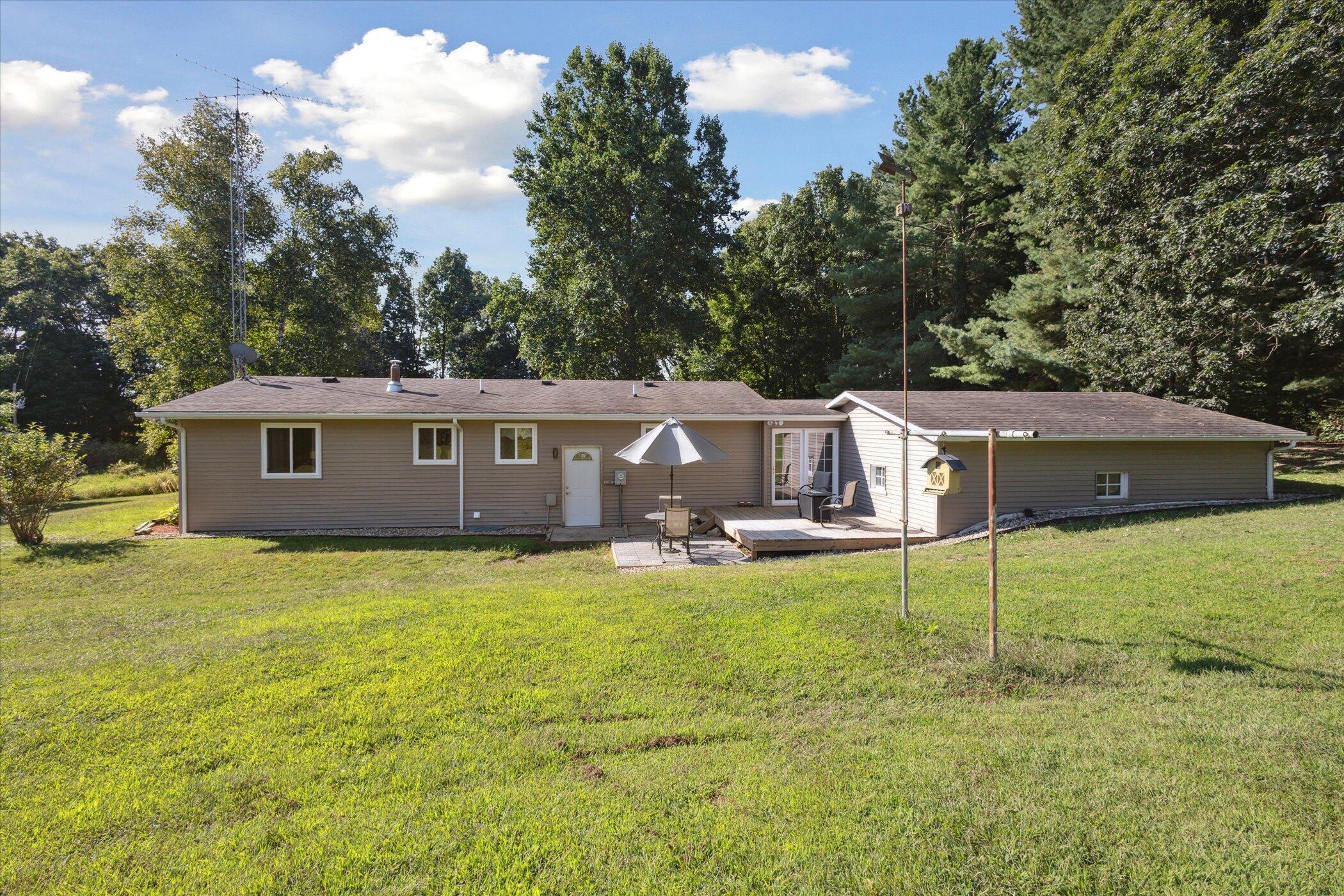 56472 89th Avenue Decatur, MI 49045 - Photo 34 of 57 34-56472-89th-Ave-Decatur-MI-49045-Windo