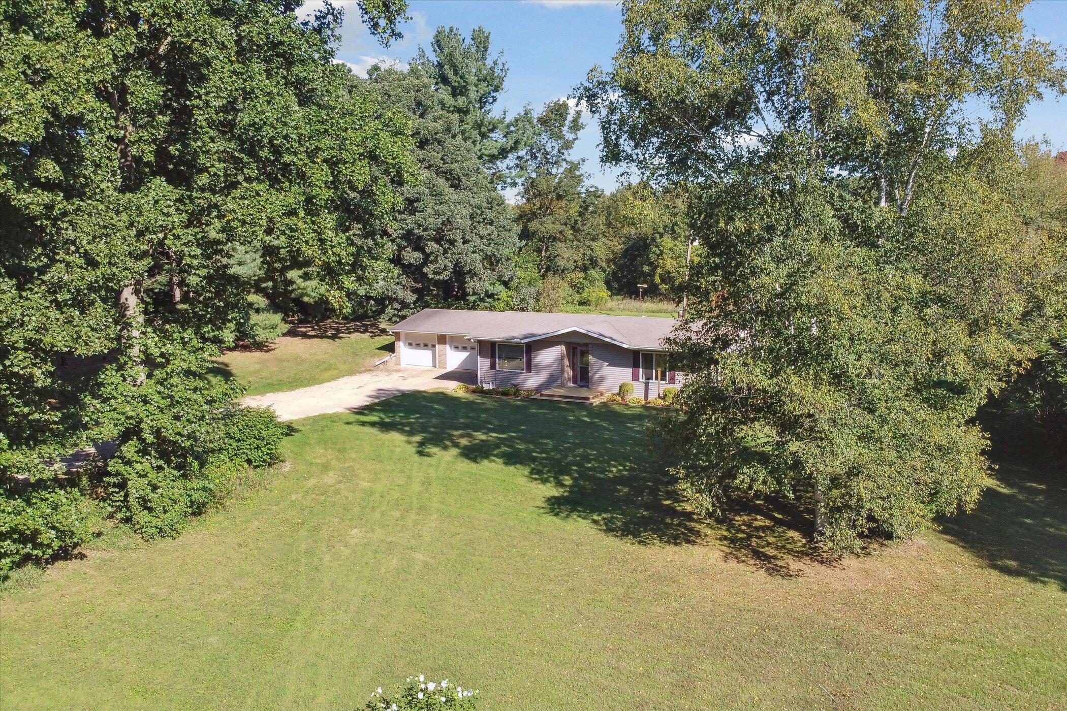 56472 89th Avenue Decatur, MI 49045 - Photo 56 of 57 56-56472-89th-Ave-Decatur-MI-49045-Windo