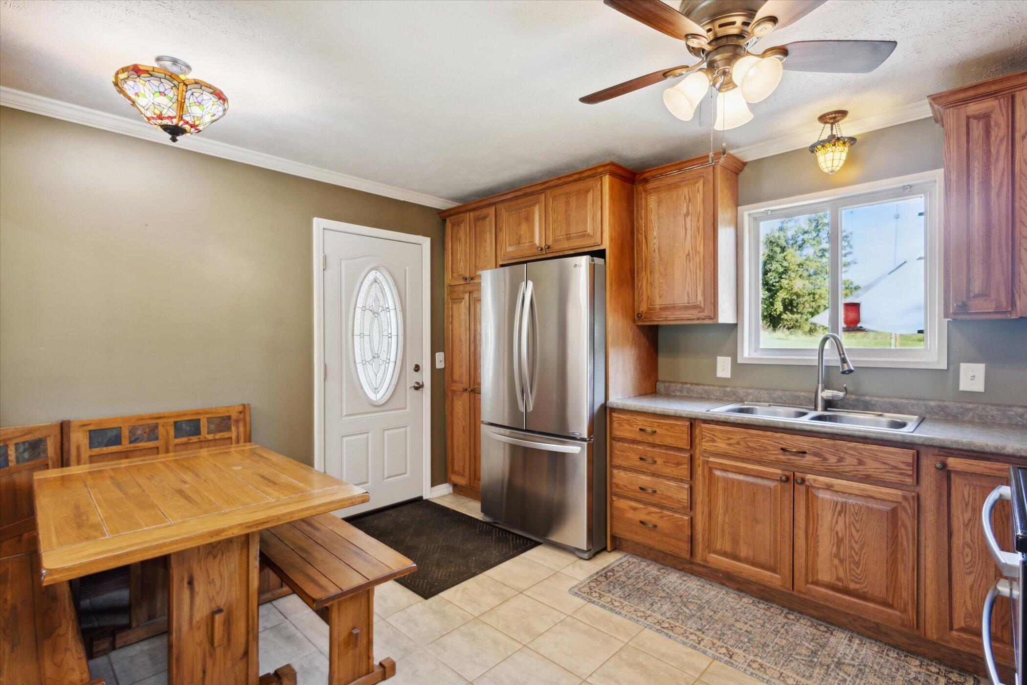 56472 89th Avenue Decatur, MI 49045 - Photo 6 of 57 25-56472-89th-Ave-Decatur-MI-49045-Windo