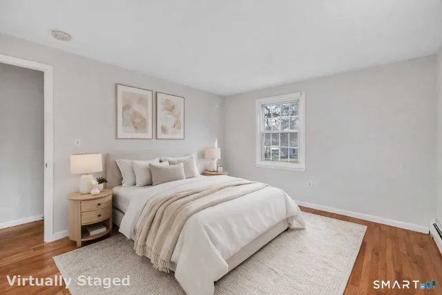 $390,000 | 240 Sunnyridge Avenue, Unit 116, Fairfield, CT 06824