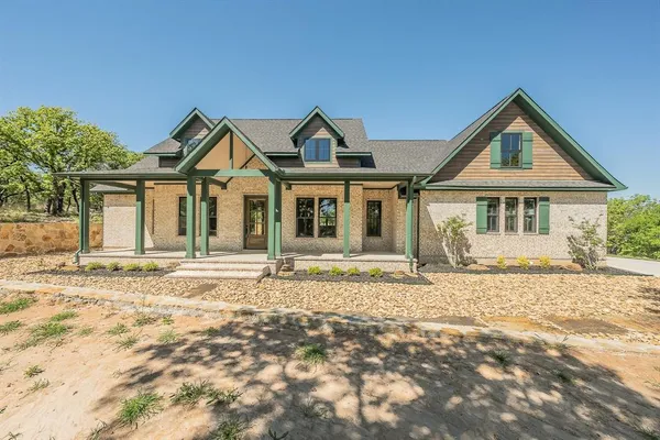 a view of a house with a outdoor space