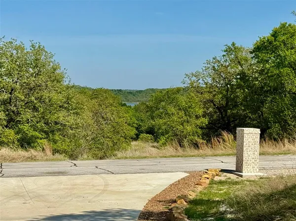 $799,000 | 114 Ridgeline Drive, Chico, TX 76431