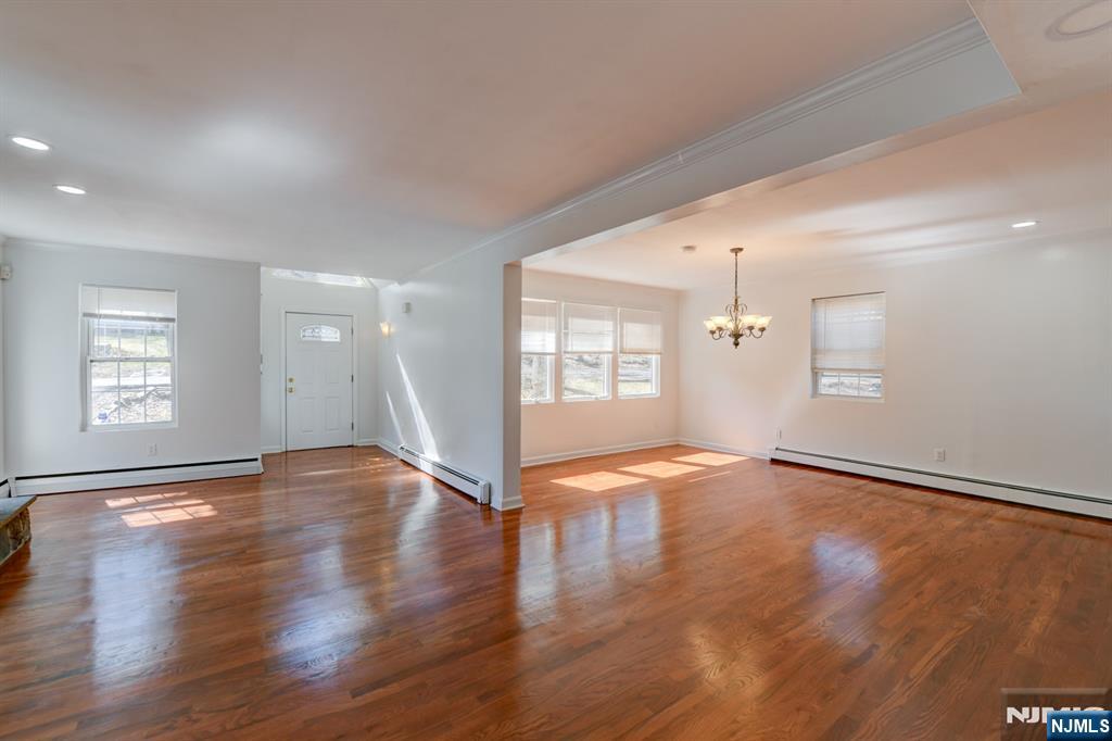 10 Toye Street Randolph, NJ 07869 - Photo 2 of 48