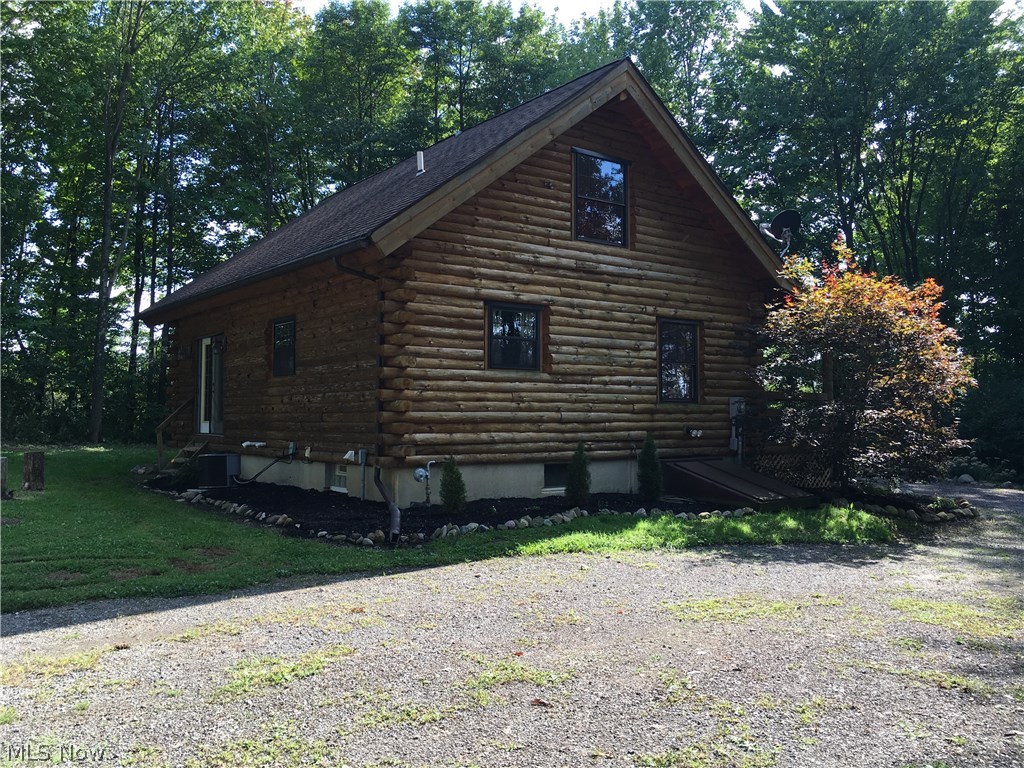 8315 Dewey Road Thompson, OH 44086 - Photo 2 of 24