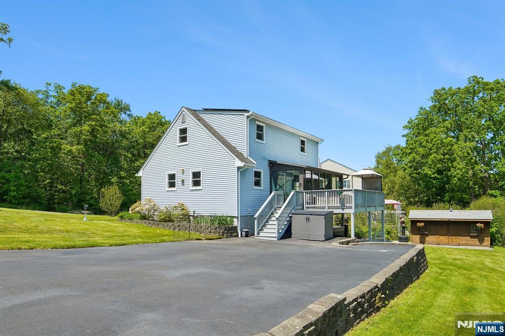 23 Moore Road West Milford, NJ 07480 - Photo 6 of 49