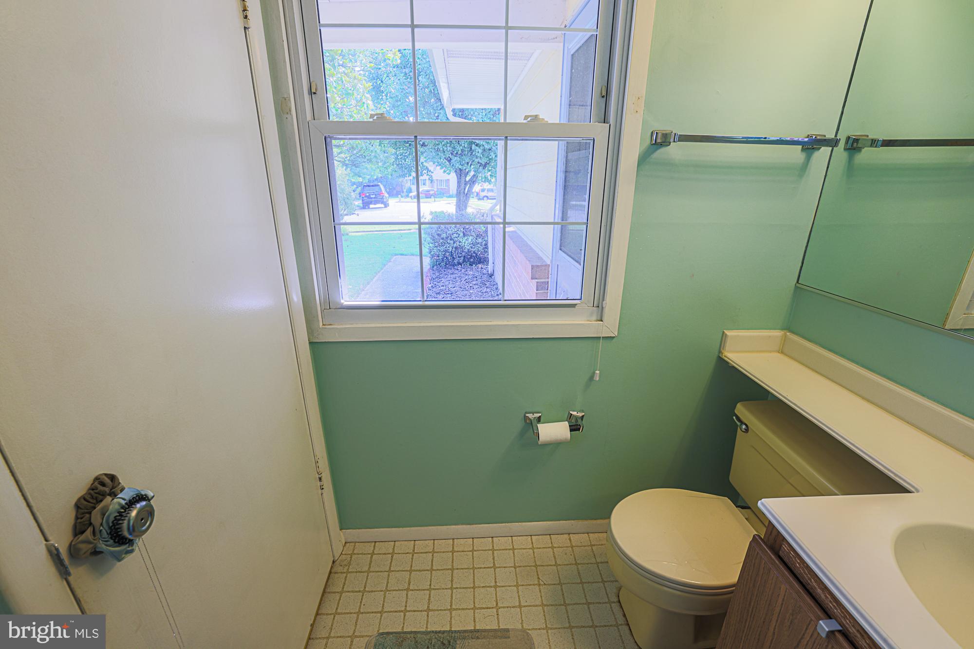 8606 David Avenue Baltimore, MD 21234 - Photo 31 of 31 Half Bath