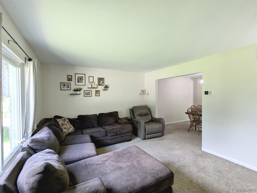 26199 Power Road Farmington Hills, MI 48334 - Photo 18 of 51