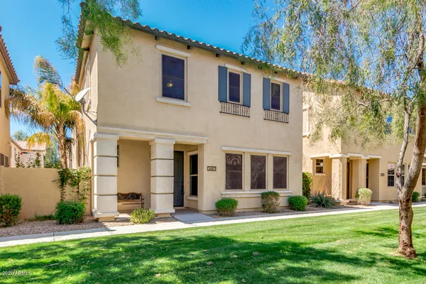 $2,500 | 3481 South Bluejay Drive, Gilbert, AZ 85297