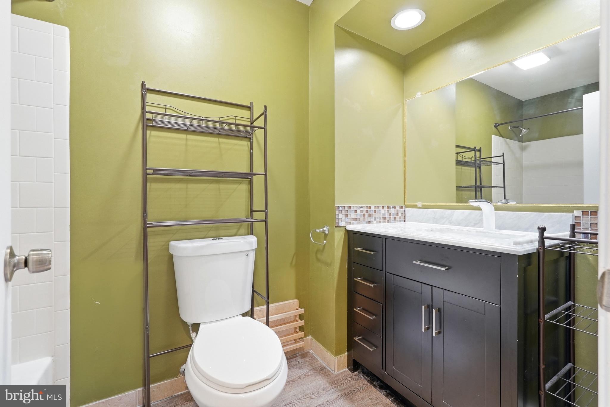 12891 Grays Pointe Road, Unit 12891B Fairfax, VA 22033 - Photo 14 of 23