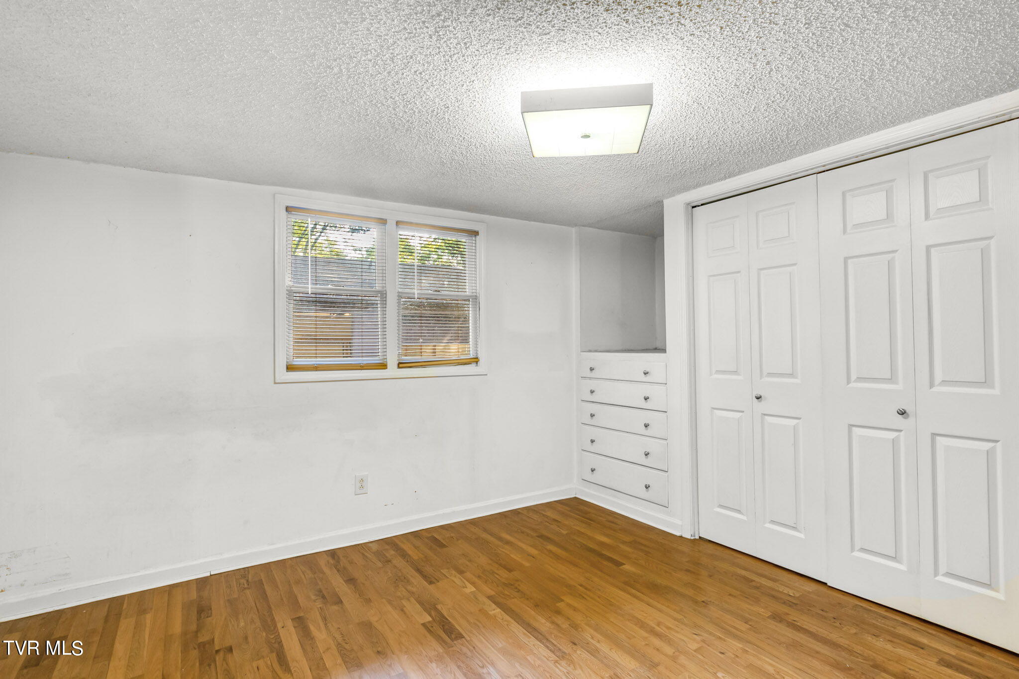 680 Springdale Drive Bristol, TN 37620 - Photo 14 of 23 24-web-or-mls-IMG_3146