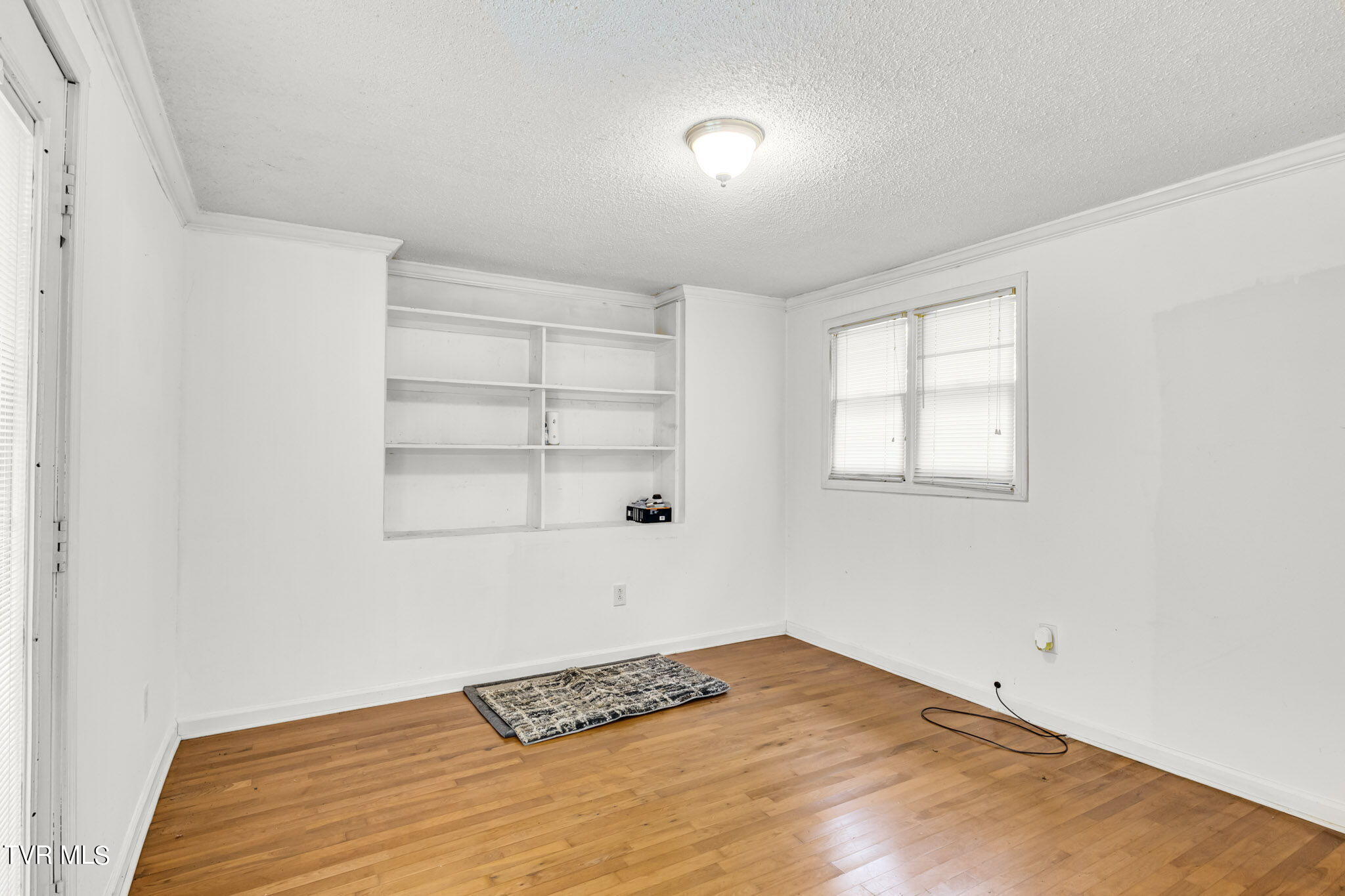 680 Springdale Drive Bristol, TN 37620 - Photo 9 of 23 20-web-or-mls-IMG_3134