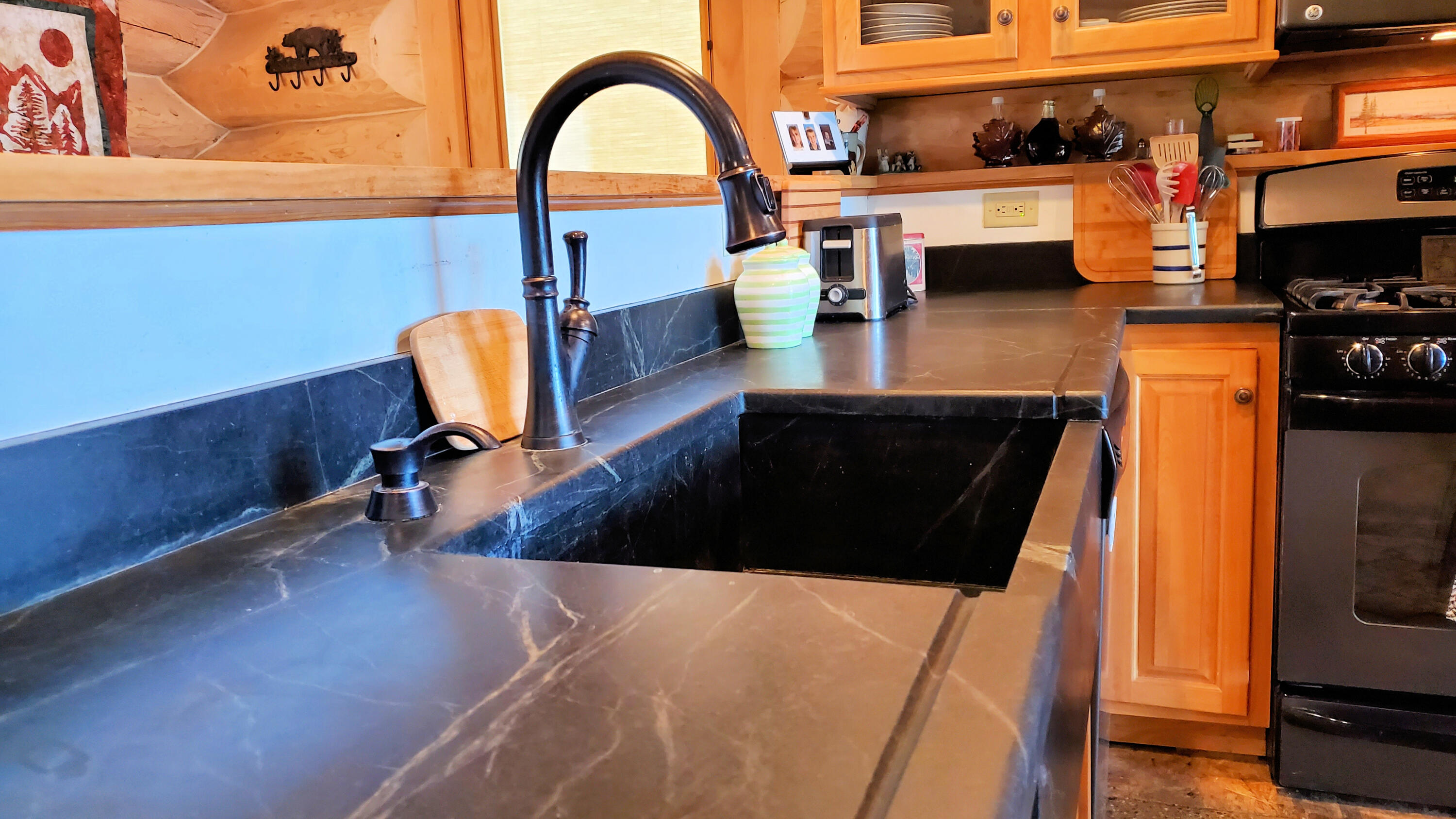 657 Turkey Tail Road Millinocket, ME 04462 - Photo 20 of 61 09_counter