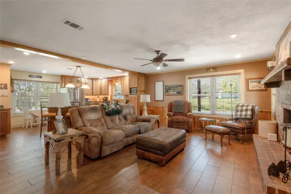 $387,500 | 1490 Fm 230, Trinity, TX 75862