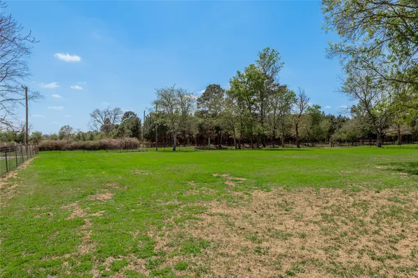 $387,500 | 1490 Fm 230, Trinity, TX 75862