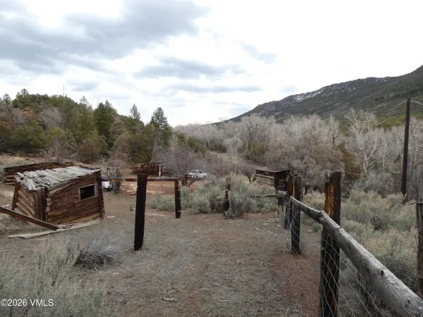 $300,000 | 1929 Copper Spur Road, Bond, CO 80423