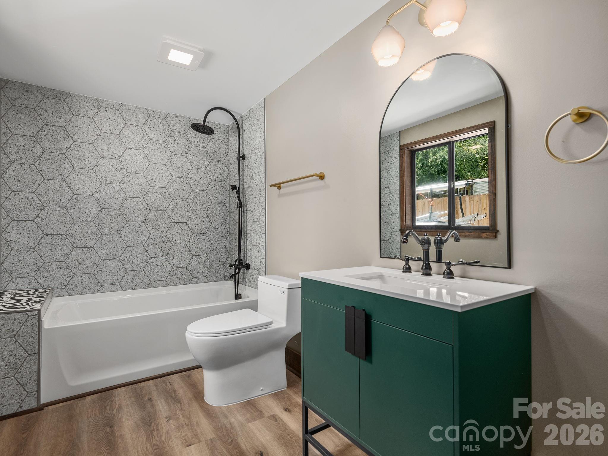 78 Travis Street Clyde, NC 28721 - Photo 17 of 20
