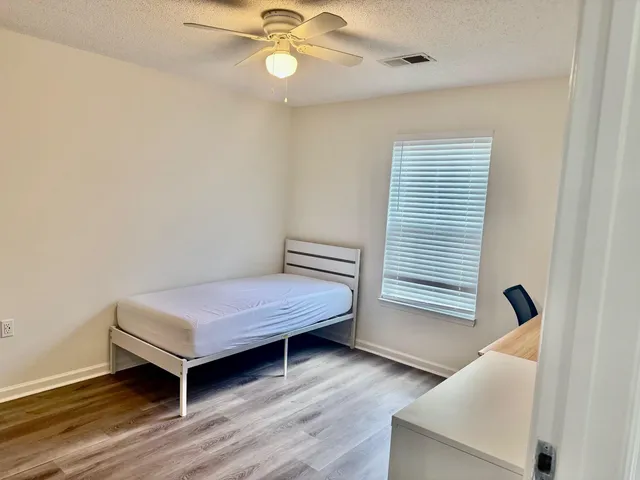 $125,000 | 3000 South Adams Street, Unit 413, Tallahassee, FL 32301
