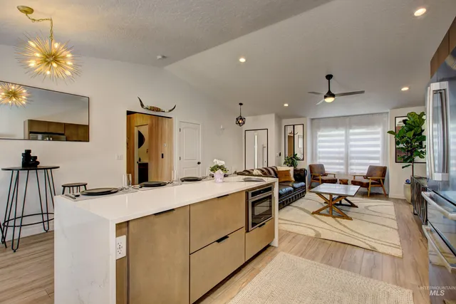 $5,500 | 1143 North Nichole Avenue, Boise, ID 83713