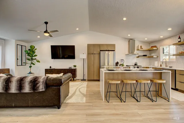 $5,500 | 1143 North Nichole Avenue, Boise, ID 83713