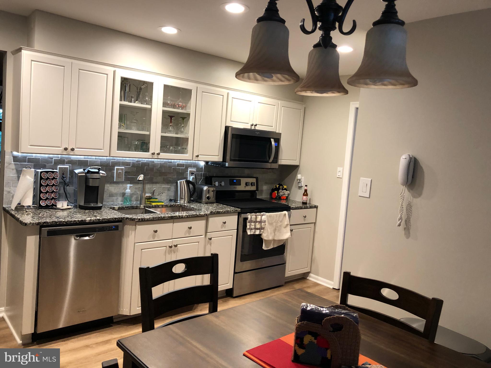 11042 Saffold Way Reston, VA 20190 - Photo 5 of 50 Kitchen - updated in 2019