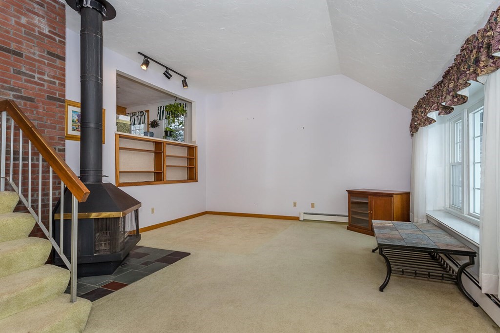 11 Trayer Road Canton, MA 02021 - Photo 3 of 22 Gallery Image 3
