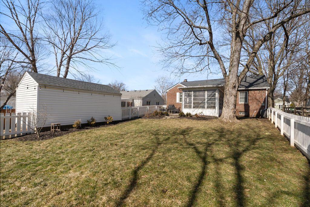429 East Beaumont Road Columbus, OH 43214 - Photo 48 of 61 11_R 429 E Beaumount 0032