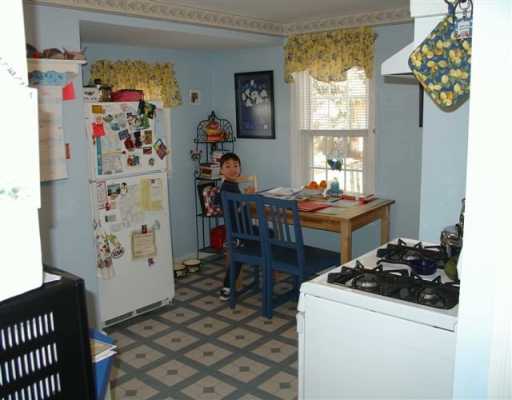 107 Strawberry Field Road Warwick, RI 02886 - Photo 3 of 6 Kitchen.