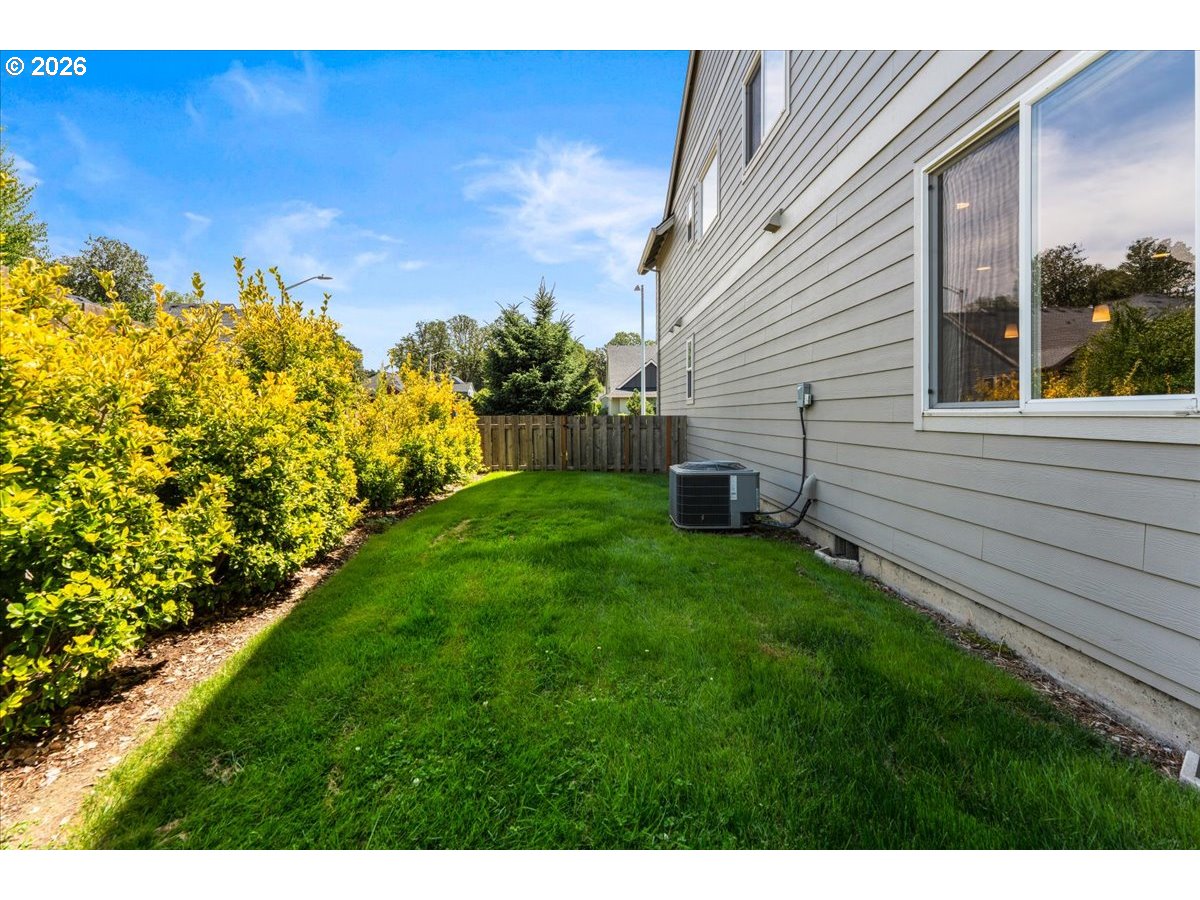 3121 Southeast Riesling Road Milwaukie, OR 97267 - Photo 37 of 46