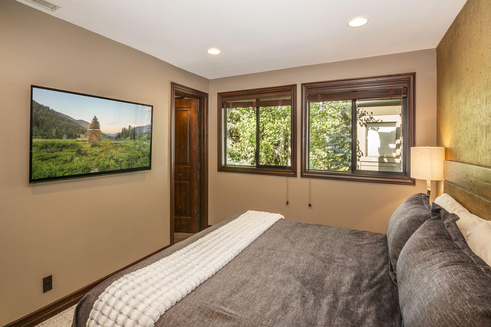 1394 Dollar Meadow, Unit 44 Sun Valley, ID 83353 - Photo 7 of 14 1394 Dollar Primary Bedroom 2