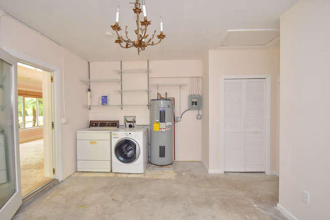 5531 Hibiscus Road Jupiter, FL 33458 - Photo 31 of 59 5531 Hibiscus Rd Jupiter FL-small-031-21
