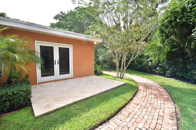 5531 Hibiscus Road Jupiter, FL 33458 - Photo 40 of 59 5531 Hibiscus Rd Jupiter FL-small-040-52