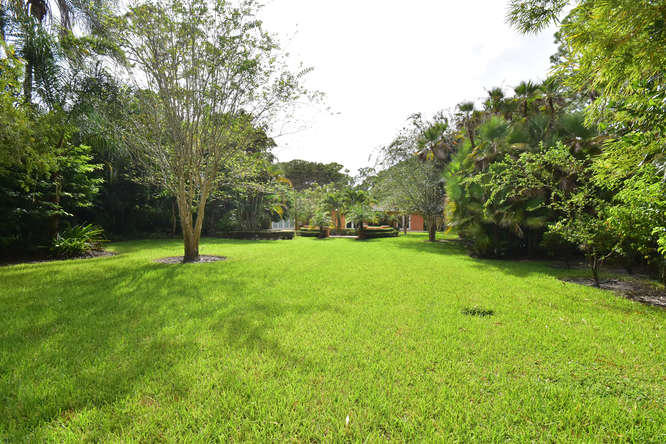 5531 Hibiscus Road Jupiter, FL 33458 - Photo 45 of 59 5531 Hibiscus Rd Jupiter FL-small-045-51