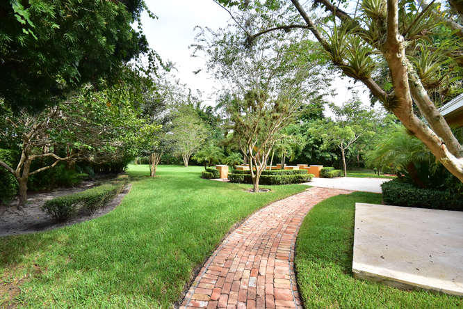 5531 Hibiscus Road Jupiter, FL 33458 - Photo 53 of 59 5531 Hibiscus Rd Jupiter FL-small-053-50