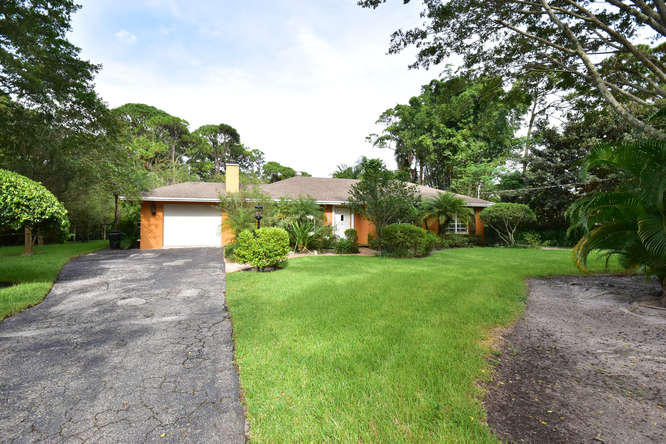 5531 Hibiscus Road Jupiter, FL 33458 - Photo 55 of 59 5531 Hibiscus Rd Jupiter FL-small-055-54