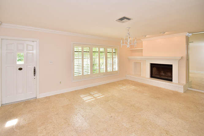 5531 Hibiscus Road Jupiter, FL 33458 - Photo 6 of 59 5531 Hibiscus Rd Jupiter FL-small-006-28