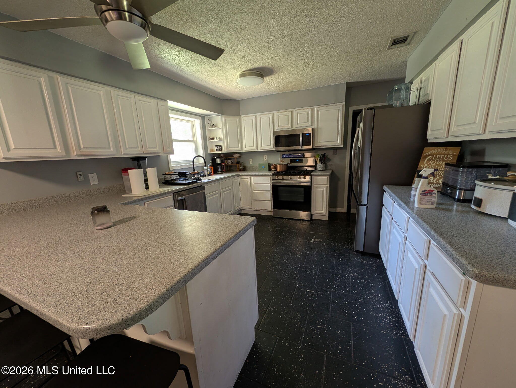 10198 Gorenflo Road D'Iberville, MS 39540 - Photo 7 of 8 6291