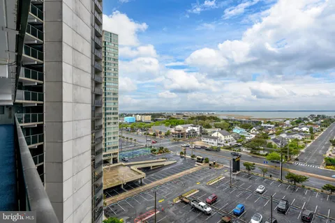 $299,900 | 10900 Coastal Highway, Unit 910, Ocean City, MD 21842