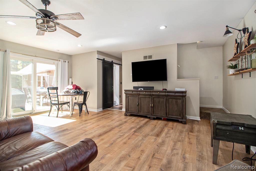 13335 Bunton Road Willis, MI 48191 - Photo 11 of 38 Gallery Image 11