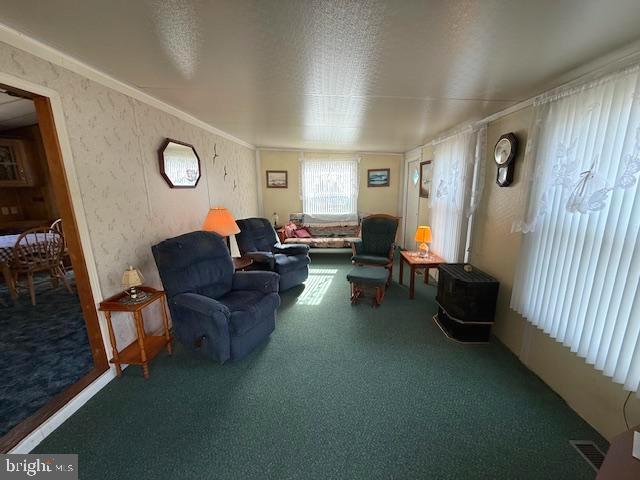 389 Seahawk Lane Berlin, MD 21811 - Photo 14 of 42 Open living area with futon for ectra guest!