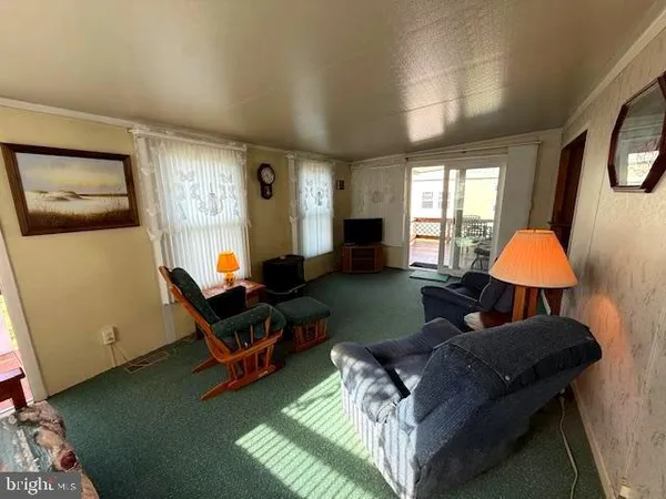 $170,000 | 389 Seahawk Lane, Berlin, MD 21811